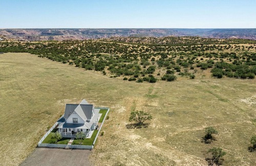Canyon Apartment | Four Gables cabin in the pasture