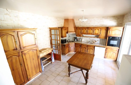 Limbrassac Cottage | Four independent cottages in an old farmhouse with swimming pool - "Bourgogne"