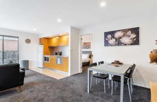 Hobart Central Business District Apartment | Four on Flinders - one bedroom apartment