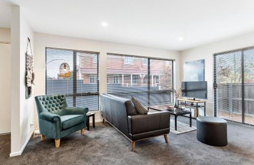 Hobart Central Business District Apartment | Four on Flinders - one bedroom apartment