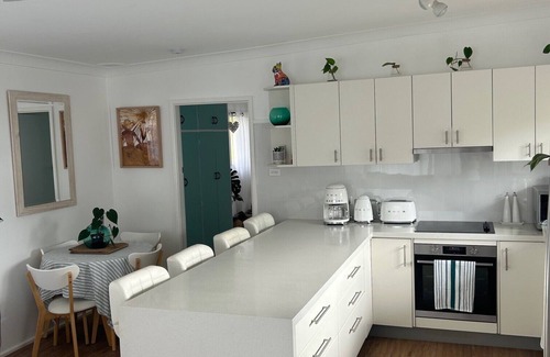 Lake Conjola House | Four Pillars Lake Conjola - a beautiful cozy retreat for your next getaway