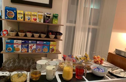 Aberystwyth Hostel | Four Seasons Budget