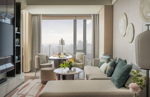 Downtown Hangzhou Hotel | Four Seasons Hotel Hangzhou At Hangzhou Centre