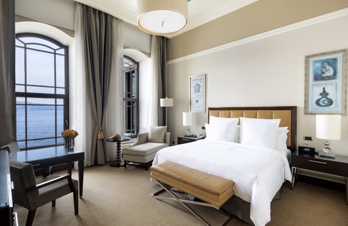 Besiktas Hotel | Four Seasons Hotel Istanbul at the Bosphorus