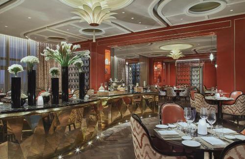 Senayan Hotel | Four Seasons Hotel Jakarta