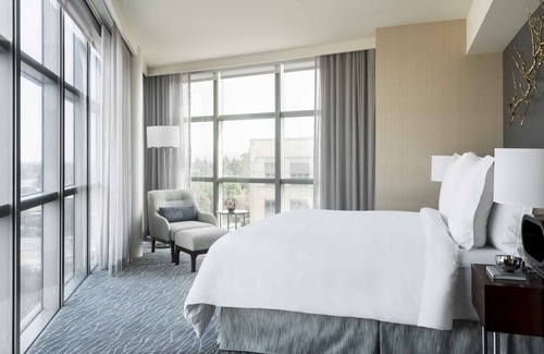 Palo Alto Hotel | Four Seasons Hotel Silicon Valley at East Palo Alto