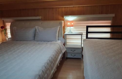 Tarimok House | Four Seasons Pension