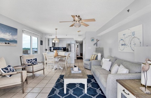 Orange Beach Condo | Four Winds #704 - Luxurious Large Direct Beach Front West Corner Unit