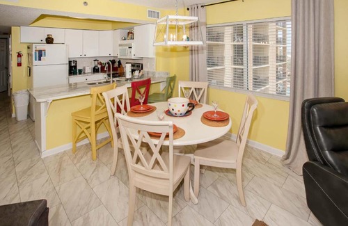 Orange Beach Apartment | Four Winds 801