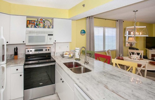 Orange Beach Apartment | Four Winds 801