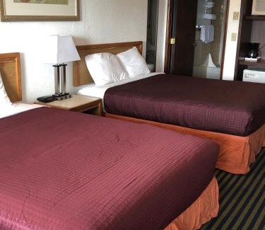 Depoe Bay Hotel | Four Winds Motel