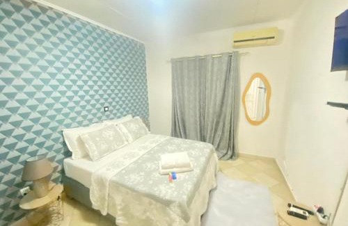 Komo-Mondah Apartment | Fournierje