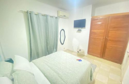 Komo-Mondah Apartment | Fournierje