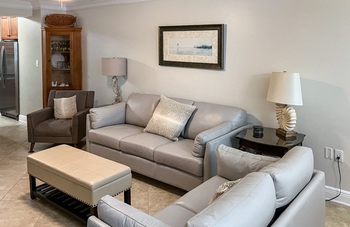 Holiday Isle Condo | Fourth Floor Oceanfront Condo with Shared Pool, Ocean View, WiFi, W/D, and AC