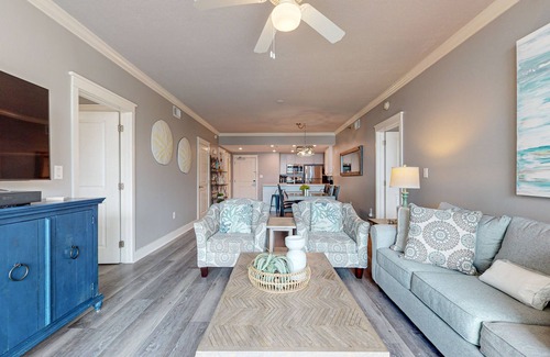Fort Walton Beach Condo | Fourth Floor Oceanfront Condo with Ocean Views, Shared Pools, & Central AC