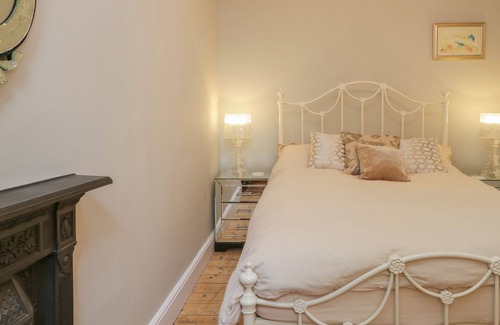 Arnside Cottage | FOX COTTAGE, pet friendly, character holiday cottage in Arnside