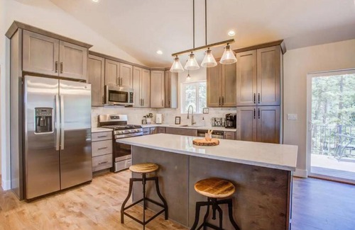 Florissant House | Fox Den - Modern Mountain Home