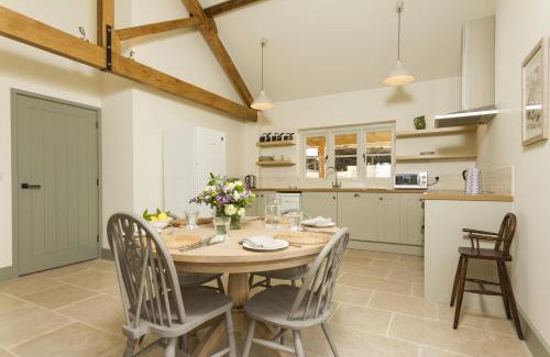 Child Okeford House | Fox Ditch