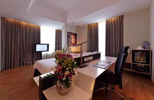 Pekanbaru Hotel | FOX Hotel Pekanbaru