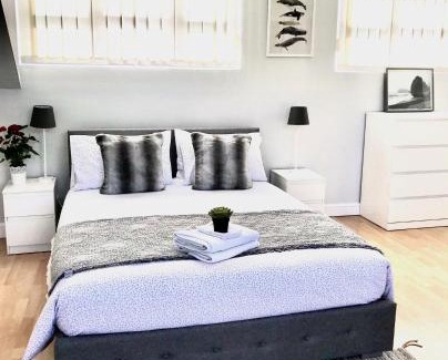 Hanham House | Fox View Guesthouse