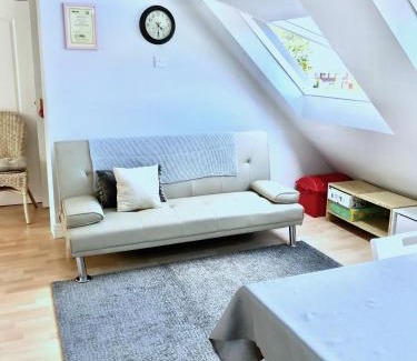 Hanham House | Fox View Guesthouse