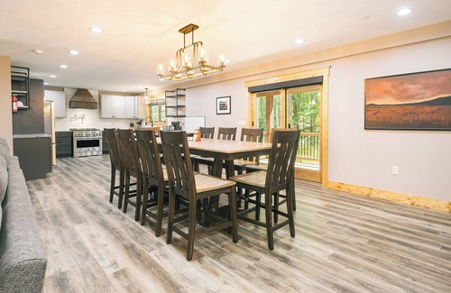 Oakland House | Foxcroft: New, Lake Access w. Dock Slip, Hot Tub, Pool Table