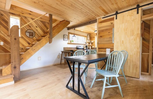 Stanton Cabin | Foxglove | Inside Nada Tunnel | Trails + Hot Tub