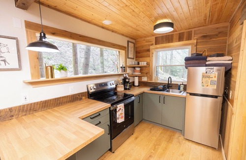 Stanton Cabin | Foxglove | Inside Nada Tunnel | Trails + Hot Tub
