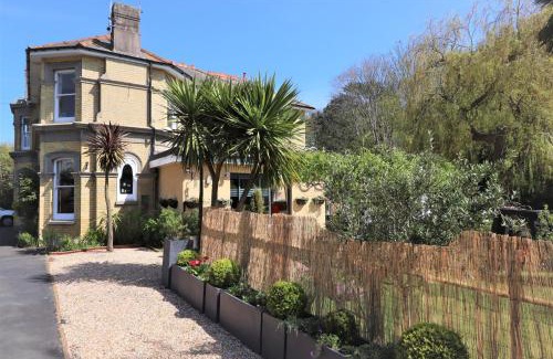 Shanklin House | Foxhills of Shanklin