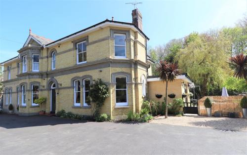 Shanklin Bed & Breakfast | Foxhills of Shanklin