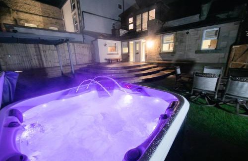 Buxton Apartment | Foxlow Grange By Muse Escapes