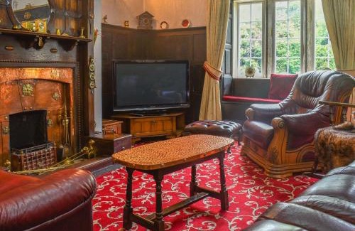 Worsthorne House | Foxstones Farm House