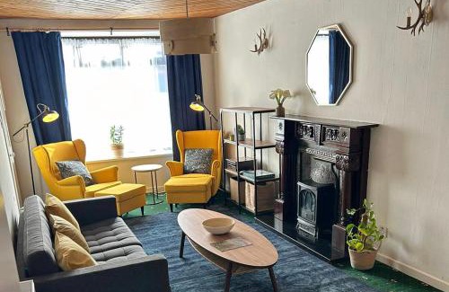 Dingle House | Foxy View in Dingle Town!