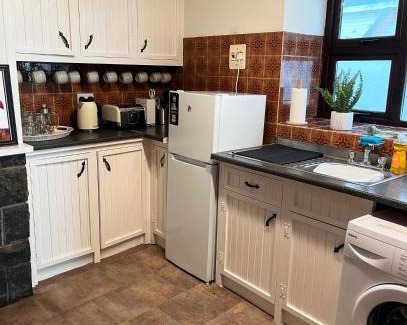 Dingle House | Foxy View in Dingle Town!