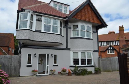 Folkestone House | Foy House