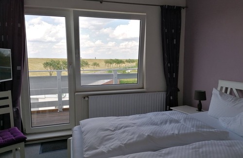 Friedrichskoog-Spitze Hotel | Frühstückshotel Möven Kieker