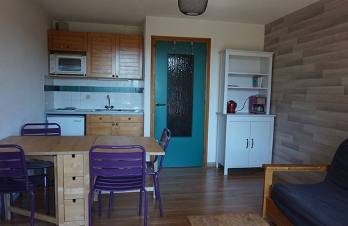 Autrans-Meaudre-en-Vercors Apartment | Cozy 4-Person Apartment in Autrans, 100m from Ski Trails, with Terrace and Pet-Friendly