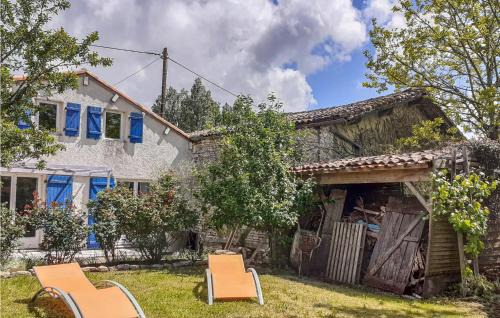 Fontenille-Saint-Martin-d'Entraigues House | Beautiful Home In Fontenille Stmartin