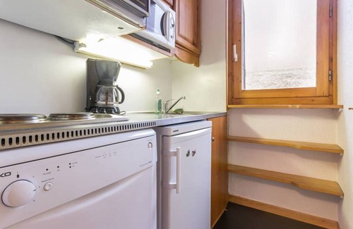 Montchavin Apartment | Spacious studio near slopes and center, pets allowed