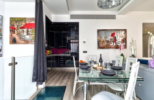 Epinettes Apartment | TBS 110 - Elegant 2-bedroom duplex Paris 17eme