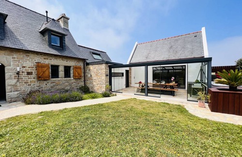 Brignogan-Plage Villa | 200 m² Villa ∙ 3 bedrooms ∙ 6 guests