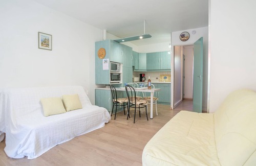 Les Lecques Apartment | Le Lido by Interhome