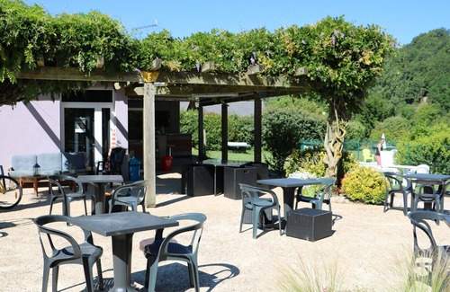 Saint-Geniez-d'Olt House | Sunny holidays in Occitania.