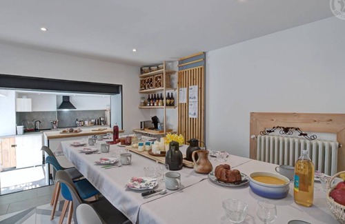 Saint-Julien-Molin-Molette Cottage | 150 m² Cabin ∙ 4 bedrooms ∙ 11 guests