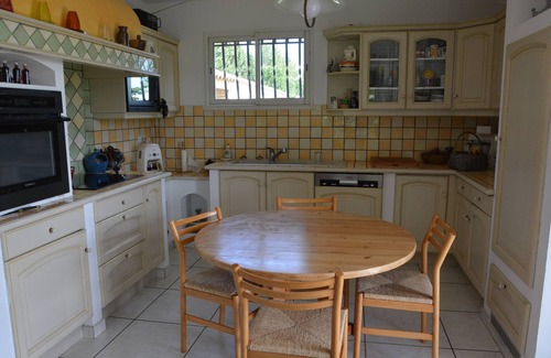 Saint-Laurent-de-la-Cabrerisse House | Air-conditioned detached house with pool and beautiful view of the village