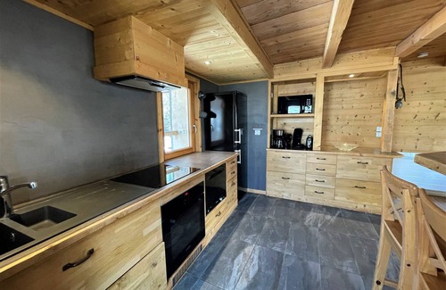 Saint-Martin-de-Belleville Ski Chalet | Renovated chalet 3 bedrooms, charm, free WiFi, near slopes
