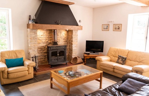 Saint-Martin-sur-Armancon House | 120 m² House ∙ 1 bedroom ∙ 5 guests
