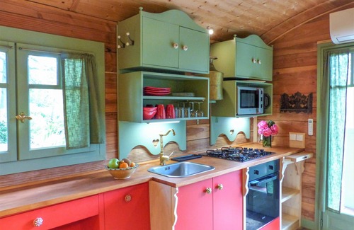 Saint-Maximin-la-Sainte-Baume House | Domaine de Conillières - Lodge Bois de Cèdre
