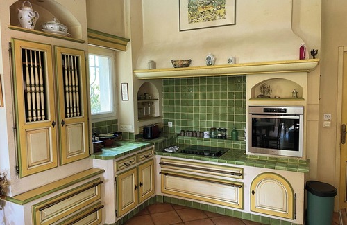 Saint-Maximin-la-Sainte-Baume Villa | Villa Massada