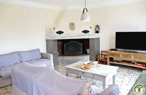 Saint-Paul-Trois-Chateaux House | 103 m² Gîte ∙ 3 bedrooms ∙ 6 guests